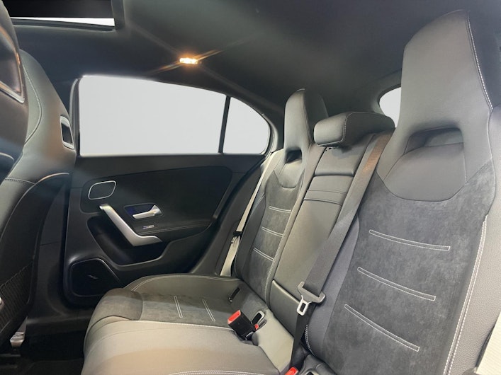 Vehicle image MERCEDES-BENZ A 250