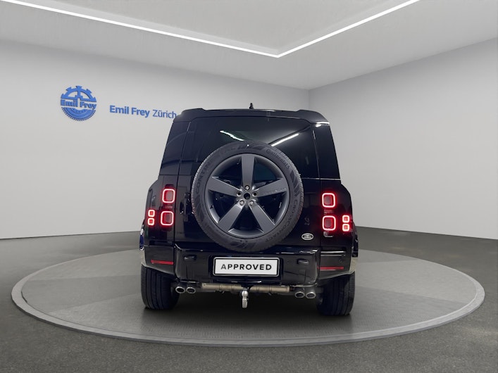 Vehicle image LAND ROVER DEFENDER