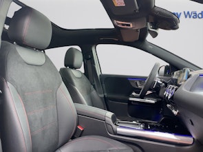 Vehicle image MERCEDES-BENZ EQA 350 4MATIC Excellence Edition AMG Line