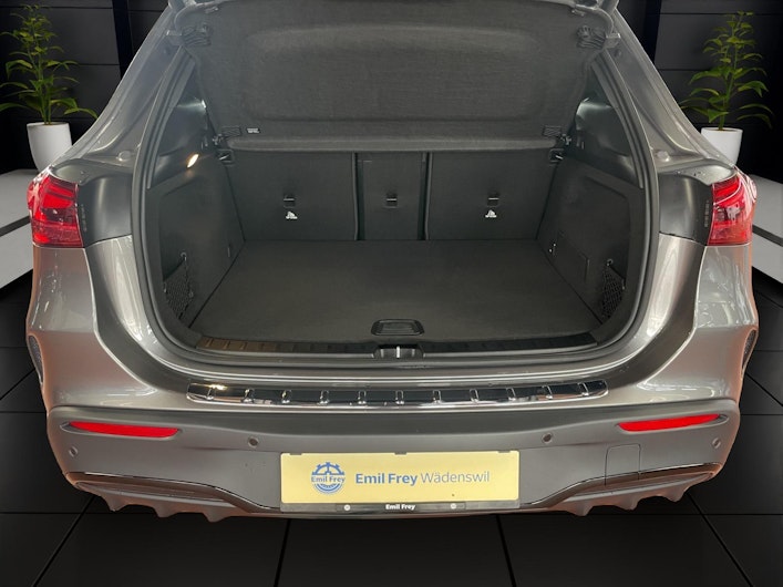 Vehicle image MERCEDES-BENZ EQA 350