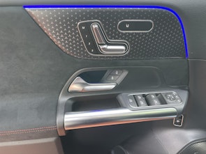 Vehicle image MERCEDES-BENZ EQA 350 4MATIC Excellence Edition AMG Line