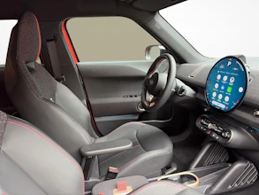 https://vehicle.imgix.net/3975447/3f95e4a5-2a8f-4c82-afaf-c1077fb30286.jpg