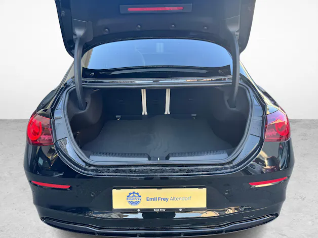 Mercedes-Benz CLA 350 4MATIC EQ Technology