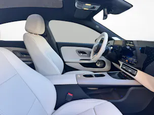 Mercedes-Benz CLA 350 4MATIC EQ Technology
