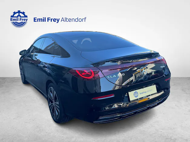 Mercedes-Benz CLA 350 4MATIC EQ Technology