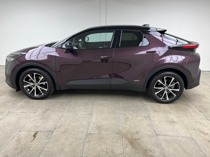 Vehicle image TOYOTA C-HR