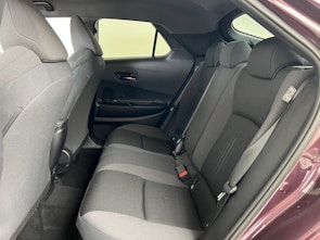 Vehicle image TOYOTA C-HR 2.0 HEV Trend 4x4