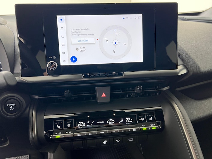 Vehicle image TOYOTA C-HR