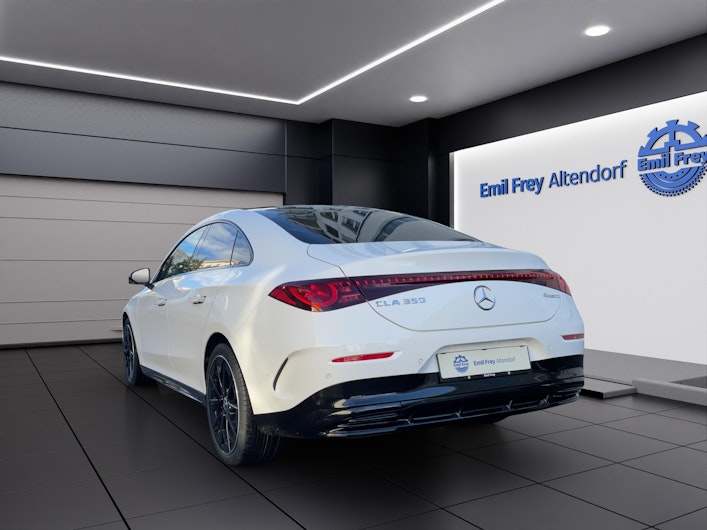 Vehicle image MERCEDES-BENZ CLA 350