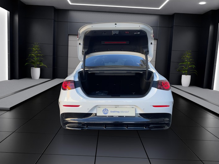 Vehicle image MERCEDES-BENZ CLA 350