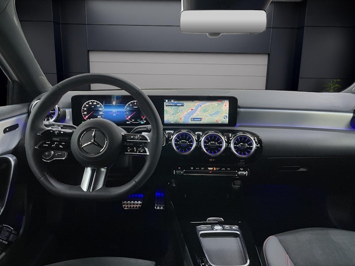 Vehicle image MERCEDES-BENZ A 180