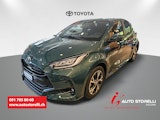 First vehicle image