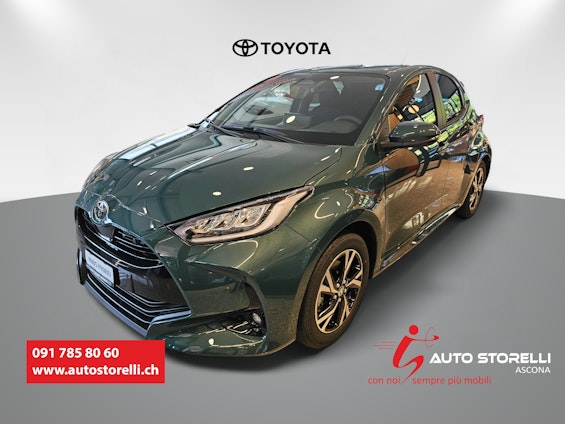 First vehicle image
