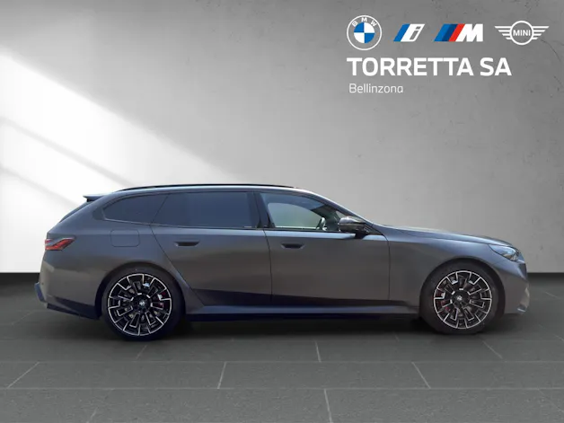 BMW M5 xDrive Touring