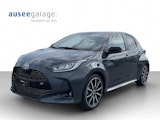 First vehicle image
