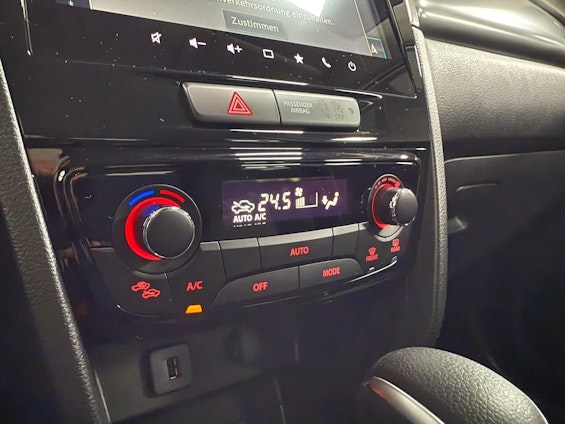 Vehicle image 20 Vehicle image 20