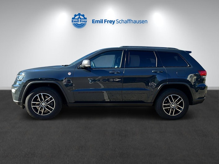 Vehicle image JEEP Grand Cherokee