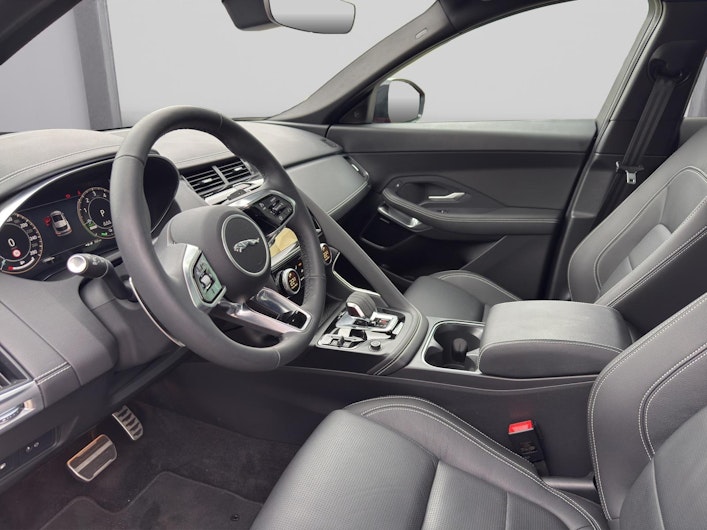 Vehicle image JAGUAR E-PACE