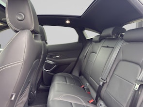 Vehicle image JAGUAR E-Pace 1.5 T 300e R-Dynamic SE AWD Plug In Hybrid inkl. Anhängerkupplung
