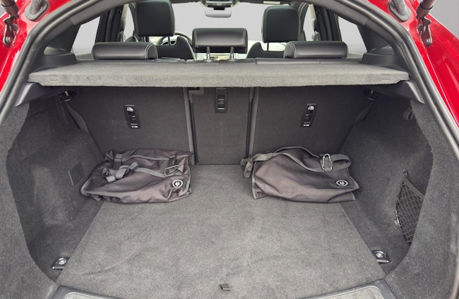 Vehicle image 14 Vehicle image 14