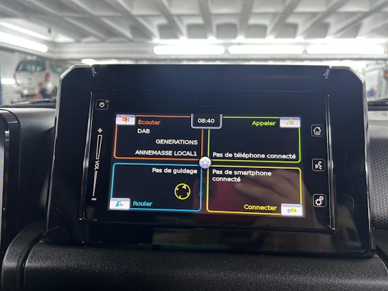 Vehicle image 9
