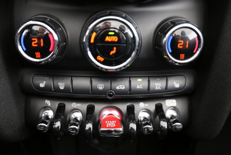 Vehicle image MINI MINI