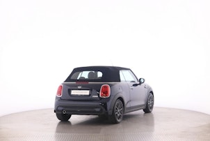 Vehicle image MINI Cabrio F57 1.5i Cooper