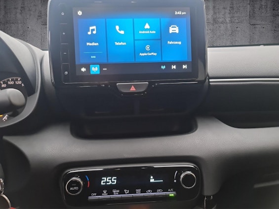 Vehicle image 24 Vehicle image 24