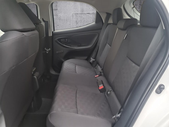 Vehicle image 25 Vehicle image 25