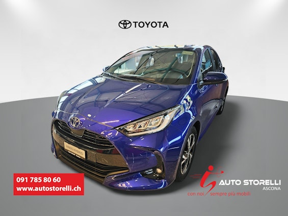 First vehicle image First vehicle image