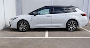 First vehicle image