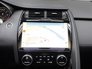 Vehicle image JAGUAR E-Pace 2.0 I4 200 S AWD