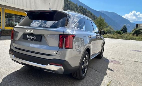 Vehicle image 9 Vehicle image 9