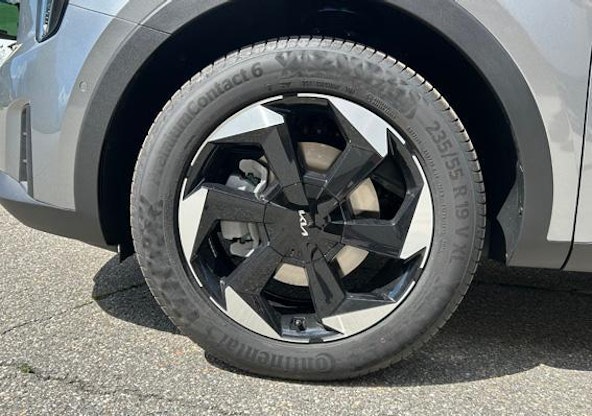 Vehicle image 41 Vehicle image 41