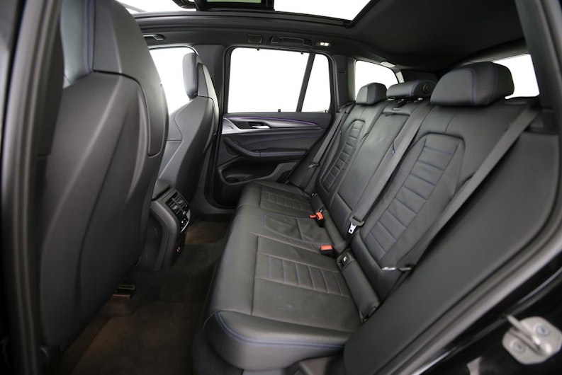 Vehicle image BMW X3