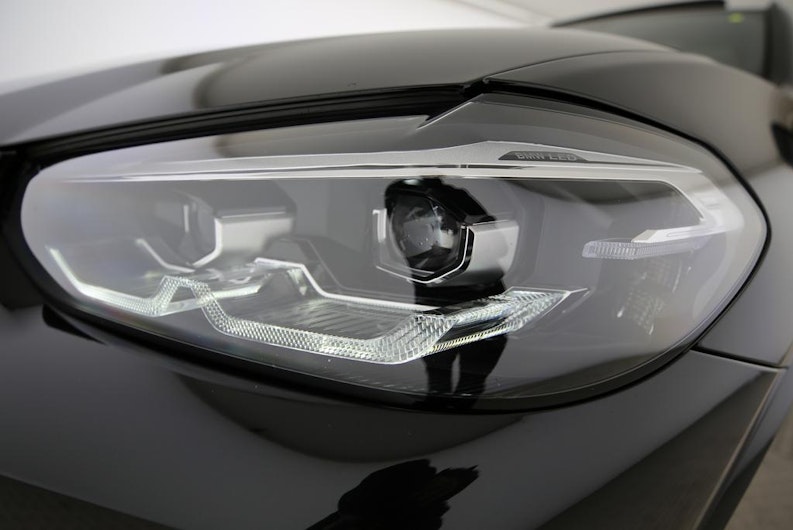 Vehicle image BMW X3