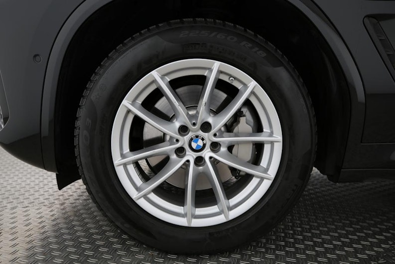 Vehicle image BMW X3