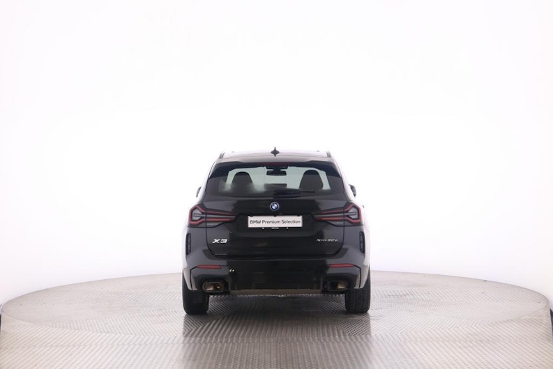 Vehicle image BMW X3