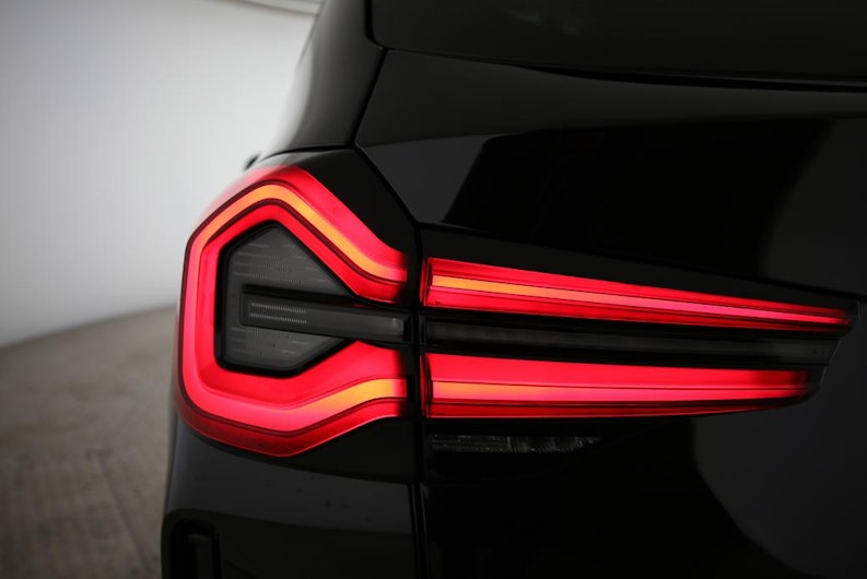 Vehicle image BMW X3