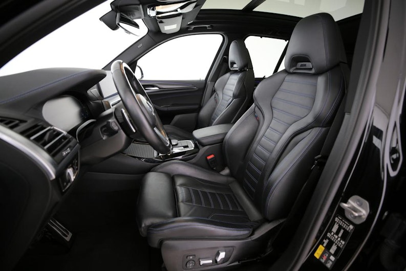 Vehicle image BMW X3