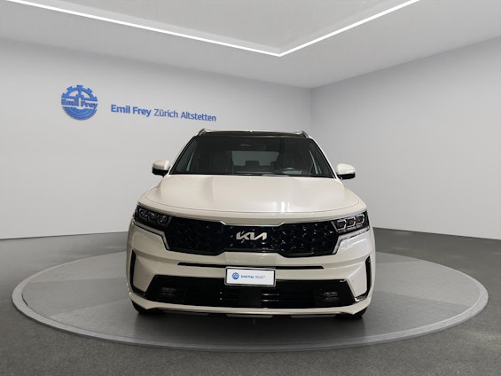 Vehicle image 4 Vehicle image 4