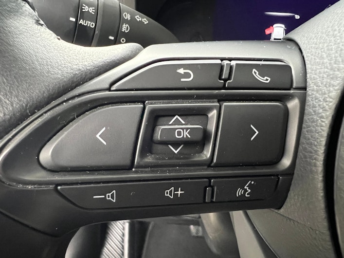 Vehicle image TOYOTA YARIS CROSS