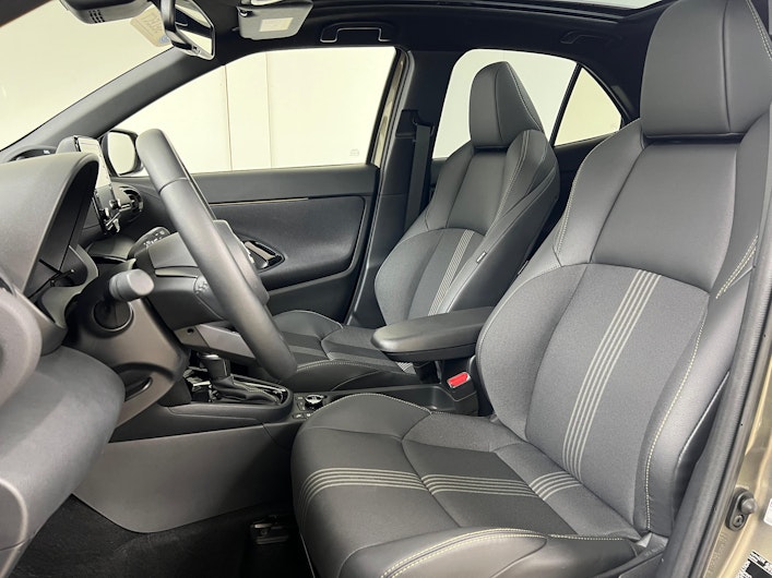 Vehicle image TOYOTA YARIS CROSS