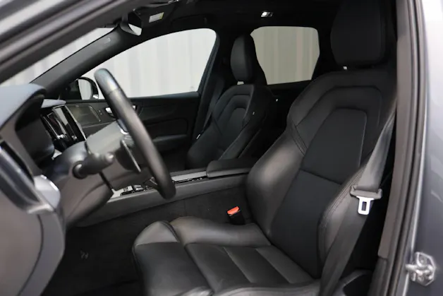 Volvo XC60 2.0 T8 TE R-Design eAWD