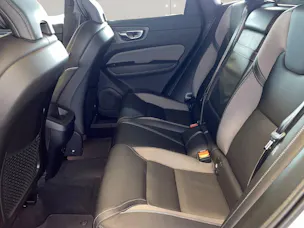 Volvo XC60 2.0 B5 MH R-Design AWD