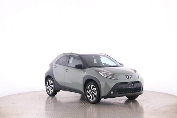 Vehicle image 23 Vehicle image 23