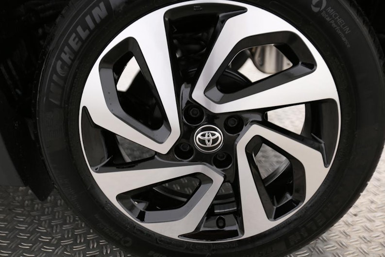 Vehicle image TOYOTA AYGO X