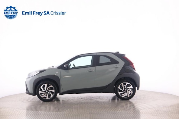 Vehicle image 3 Vehicle image 3