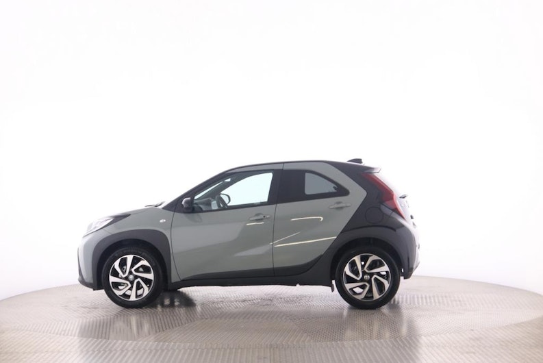 Vehicle image TOYOTA AYGO X