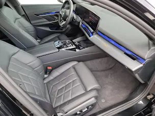 BMW 550e xDrive Limousine M Sport